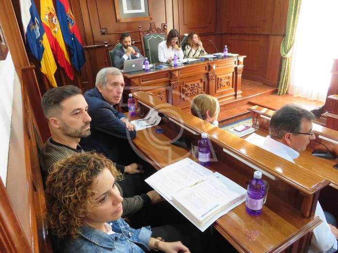 Imagen de archivo de una reunión plenaria reciente del Ayuntamiento de Telde (foto TA)